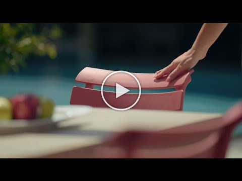 Hello to a lifestyle full of stylish, comfortable and sophisticated details with Siesta...