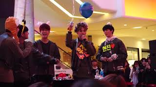 Download lagu 180409 STRAY KIDS GOYANG FANSIGN ( Grow Up (잘 하고 있어)   ENDING) mp3