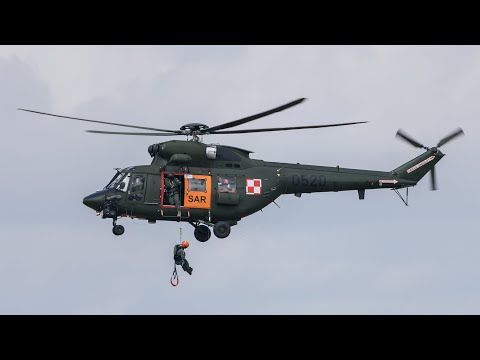 W-3W Sokół 360520 (0520) rescue demonstration at Mirosławiec Airport 2021.09.04
