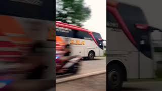 Download lagu Larinya Josss Bus Eka Cepat Sayang 2 #shorts mp3