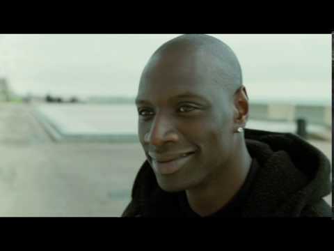 VISZLÁT OMAR SY