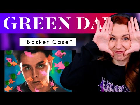 Why Is This So Catchy, When It Shouldn't Be?! Vocal ANALYSIS of Green Day's "Basket Case"