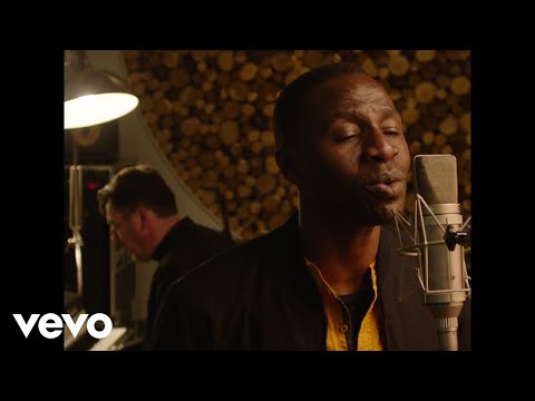 Lighthouse Family - Light On (Official Acoustic Version)