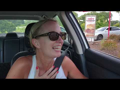 8-5-2022 Vlog - Do a Happy Friday Dance!   😊