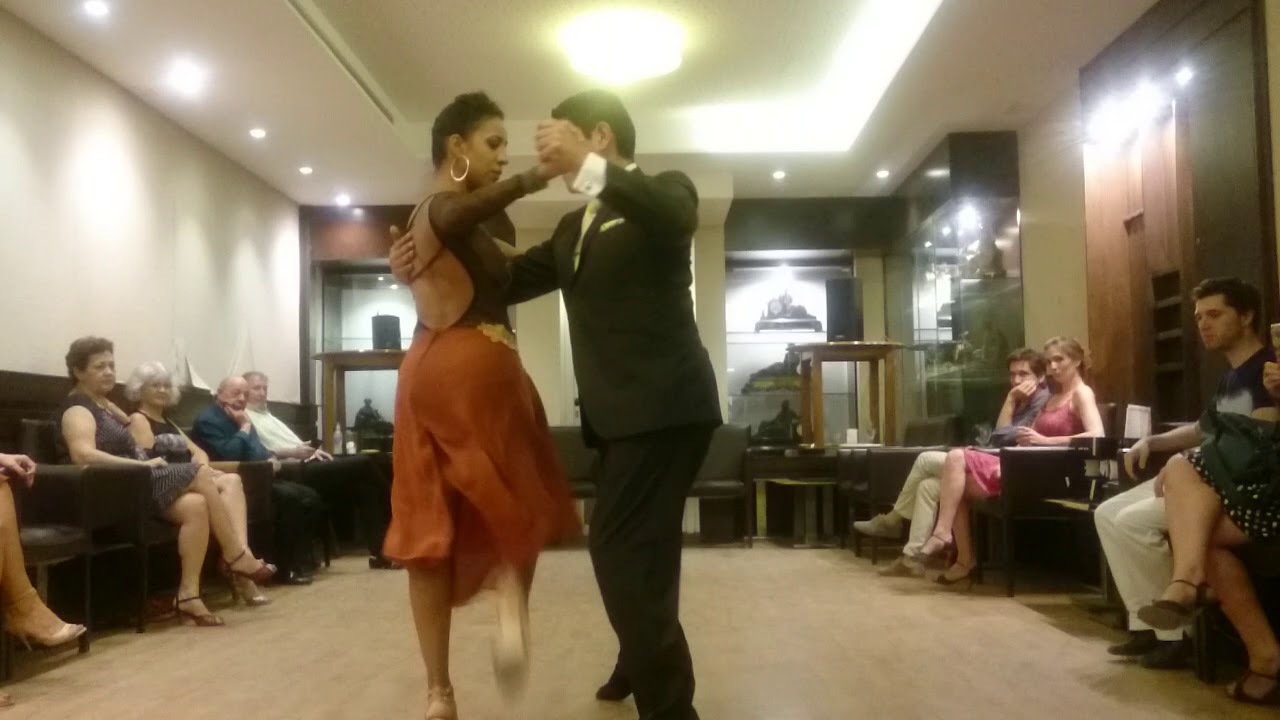 Tango Argentino Exhibición. Veronica Rue y Pablo Daniel Martinez