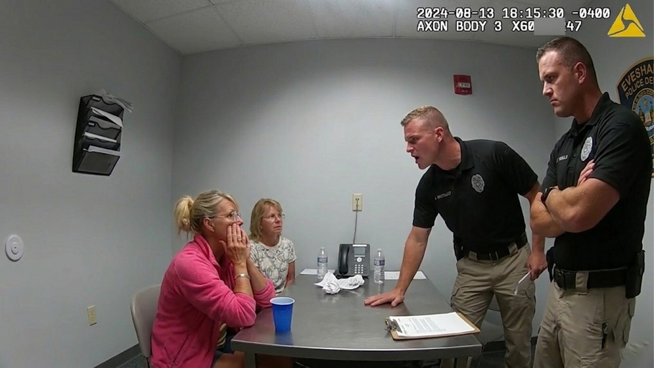 HOA President CAUGHT Stealing $11,000 — Used Community Money for Personal Shopping!