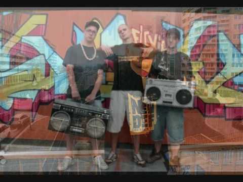 Smart MC & DJ Eskei83 - Liebe zum Verein