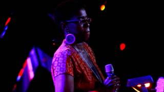 Tawanna Shaunte sings Shades of Color @ Blue Note (NYC)