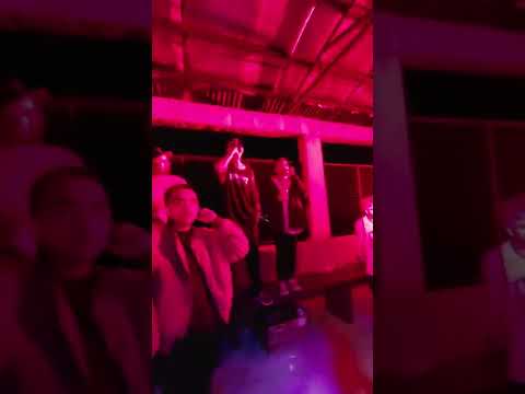 RIKKI DISKARTE - ALLEGRA- PAGTUNGO ( LIVE PERFORMANCE @ UNFINISHED BUSINESS )