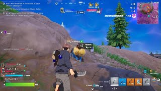 Clutching up a 1 vs 3 with the squad @strujillo414 @ShmittyC @Rens-Fins