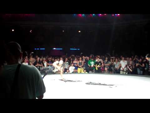 Morris vs Kareem | Red Bull BC One US Qualifiers 2011