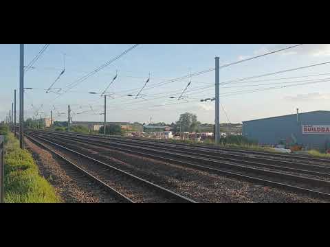 4Z45 DRS 88010+68016 Daventery  to Mossend passing sandy 123mins late