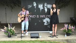 Andrea Bond & Ronnie Wilde med låten Jolene i Munkedal 2015