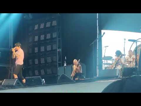 Red Hot Chili Peppers - Suck My Kiss (Live @ Mannheim 26/6/2023)