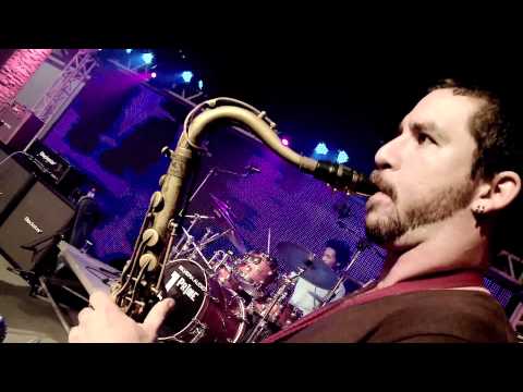 Arthur Maia em apresentação no Tagima Dream Team - Radar Showlivre