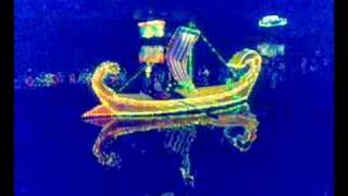 preview picture of video 'Matlock Bath Illuminations 2008 Decorated Boats Parade.'