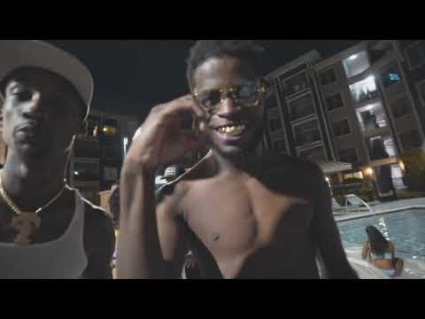 JayRich X Ronny Godz - Chase That Bag