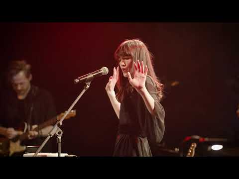 Anna Kaneelina - "Thunder"  Live in Tallinn