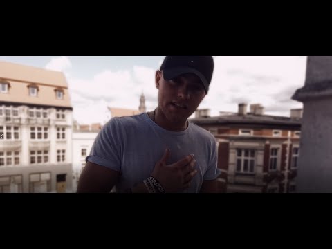 Micek - Nie szukam  znajomych na siłę (Official Video)