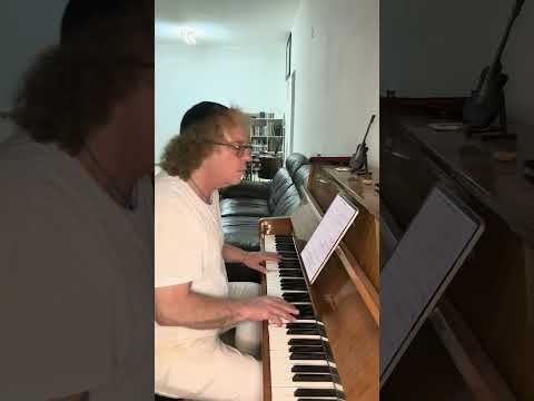 Watching the wheels by John Lennon Piano Cover by Enrique Welch #johnlennon #piano #pianomusic