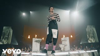 YUNGBLUD - Medication (Live From Wembley)