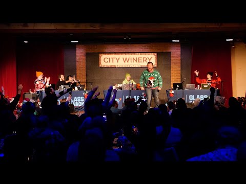 Clutched by an Angel | Glass Cannon Live! Episode 99 | Pathfinder 2E Strange Aeons | Philadelphia