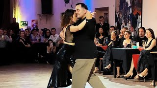 Video thumbnail for Con toda la voz q tengo(Troilo) Victoria Ramírez y Alejandro Lencina.En lo de Balmaceda 11jul24(3/3)