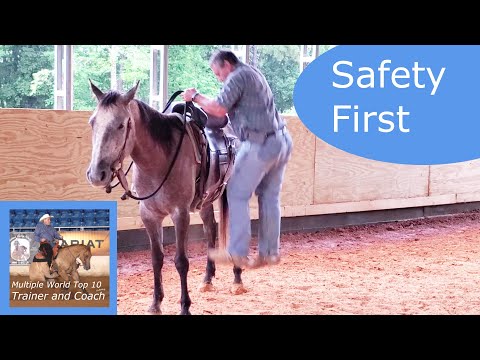 Very few people dismount correctly