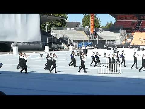 Grande parade des nations au stade du Moustoir