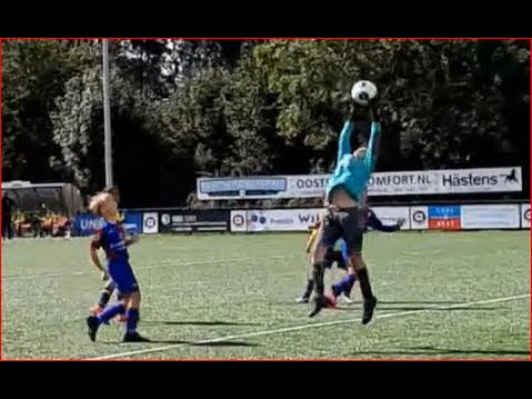 Keeper Sergio FCAbcoude O13 -1 tegen AS80 O13-2 5 september 2020