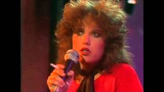 Atomic Cafe Lyrics English Translation