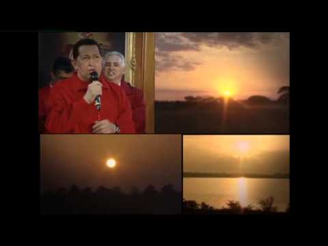 Comandante Hugo Chávez Cantando Motivos Llaneros