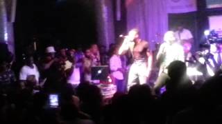 Download lagu BEZ & PRAIZ 'STUPID SONG' Live @ Industry Night mp3