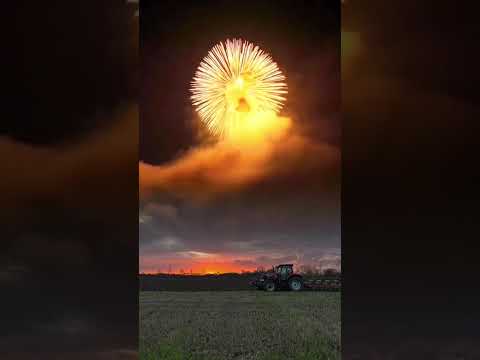 Amazingly IMPRESSIVE fireworks
