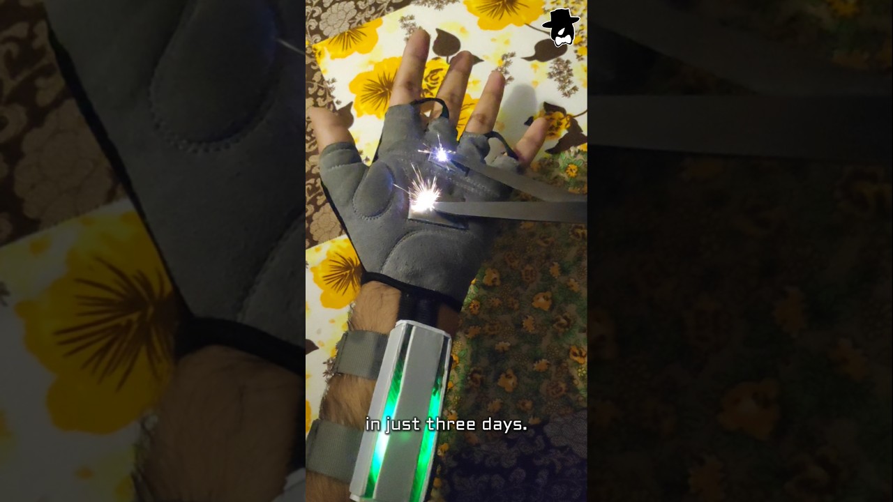 Self-Defense Electric Shock Gloves • Non-lethal Weapon #electronic #weapons #selfdefenceforgirls