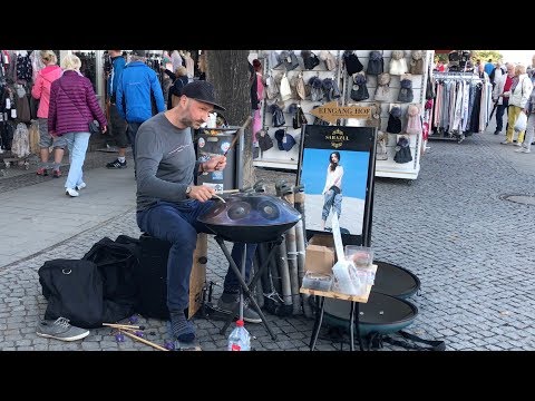 Straßenmusiker in Warnemünde / Great street music  - Hangdrum - Hang - Ханг - 4K Video