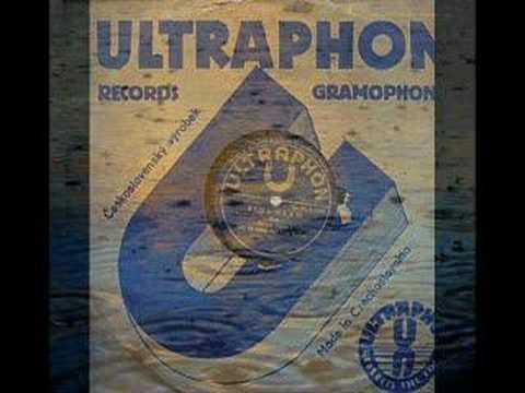 R. A. Dvorský: Sám s děvčetem v dešti