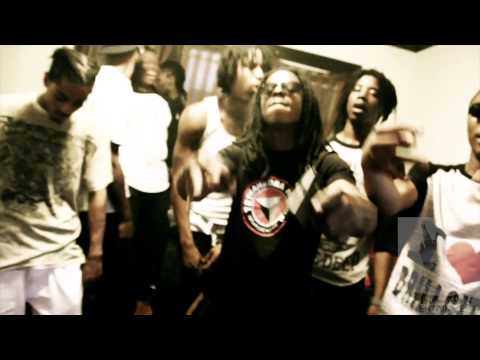 "Shoot Em Down" Leaky Ft. PokaFace Lil Vic |Prod. By @ThaKidDJL | Shot By | @KyroKush