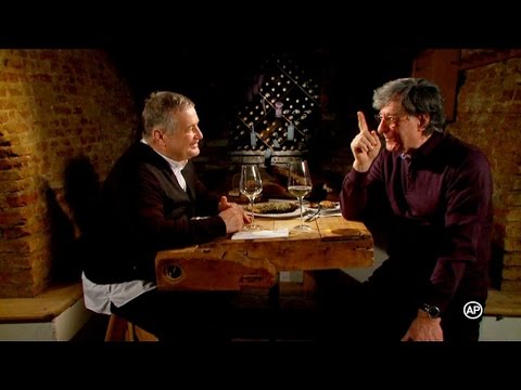 Ion Caramitru, invitatul lui Mircea Dinescu, în deschiderea sezonului VII Politică şi delicateţuri