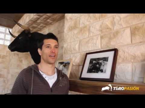Toropasión - El mejor saltador del mundo frente al temido toro Ratón