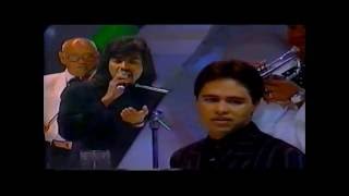 Los Temerarios La mujer de los dos.