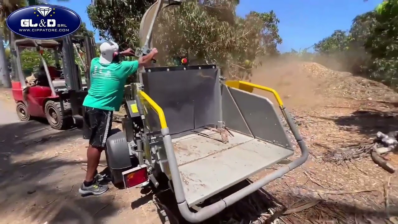 Video preview: Predator type-approved road chipper