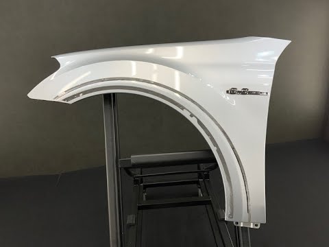 MB154 W164 ML63 AMG 4WD 左フロントフェンダー ◆C775 イリディウムシルバーＭ