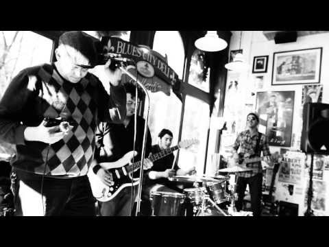 Country Bill & The Cadillac Daddies w/ Dave Herrero - Up The Line