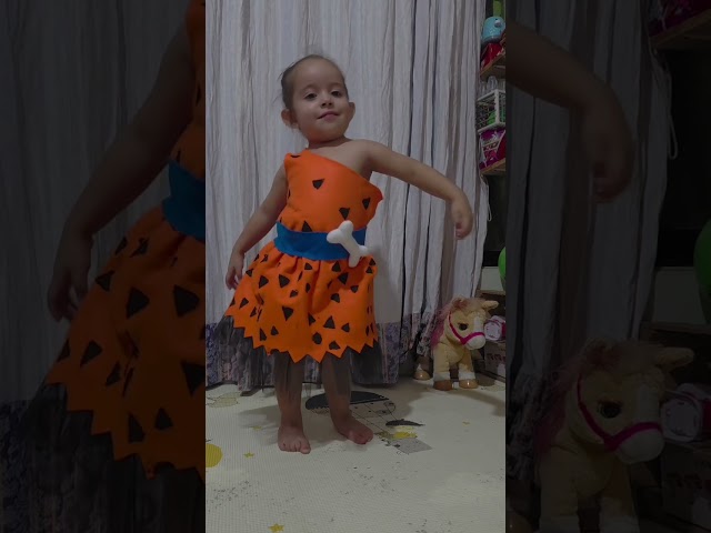 Vídeo relacionado con Genérico Disfraz Vestido de Pebbles Picapiedra con Diadema para Bebe y Niñas Pequeños, Disfraz Halloween, Naranja Verd (1-Orange, 6-12 Months)