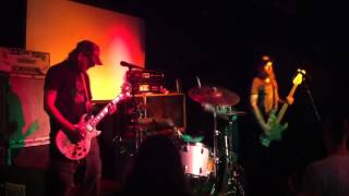 WEEDEATER- Hammerhandle LIVE @ THE MAYWOOD (RALEIGH, NC 06-01-13)