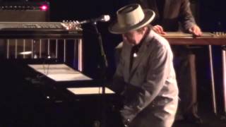 Tokyo Last Night 01 - Bob Dylan