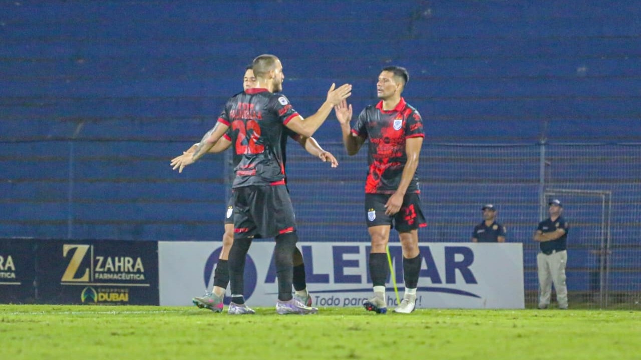 CS 2 de Mayo vs Sportivo Ameliano Highlights