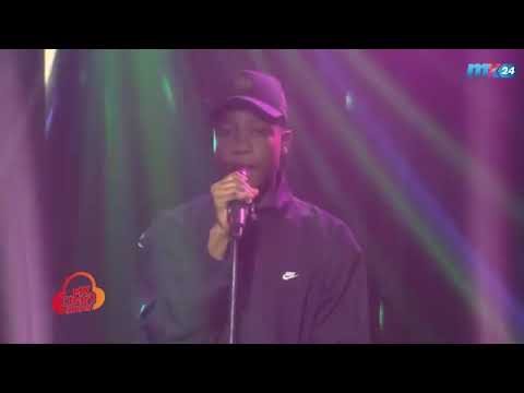 Vynkay interviewed and performs on the MXchartshow with Jason El A