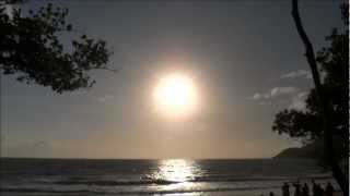 preview picture of video 'Total Solar Eclipse, Cow Bay, Northern Queensland, Australia 2012'